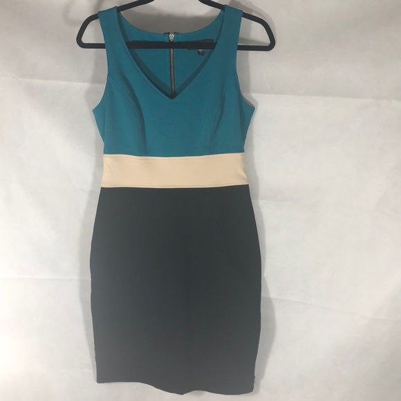 ๐ NWOT , Karen Kane , Midi Dress , Size SMALL, - Picture 6 of 7